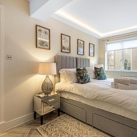 Luxury Living In Knightsbridge Private Balcony View Of Harrods, 2Br2Ba With Ac Londres Exterior foto